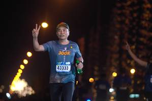 BIB: 360, 43333
                            <button type="button" onclick="openModal(18286974)" class="btn btn-primary btn-sm float-right btn-popup" data-toggle="modal" data-target=".modal-high-quality">
                        <i class="fas fa-shopping-cart"></i> Add to Cart
                    </button>
                                            <button type="button" onclick="isThisMe(18286974, true)" class="btn btn-success btn-sm float-right btn-popup btn-isme hidden" data-toggle="tooltip" data-placement="bottom" title="นี่คือรูปของคุณใช่ไหม คลิกที่นี่เพื่อเอาเข้าอัลบั้ม">
                        <i class="fas fa-plus"></i> Add to album
                    </button>
                    <button type="button" onclick="isThisMe(18286974, false)" class="btn btn-warning btn-sm float-right btn-popup btn-isnotme hidden">
                        <i class="fas fa-ban"></i> Remove from album
                    </button>